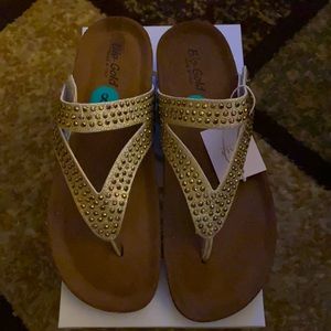 Bio-gold sandals size 8 NEW
